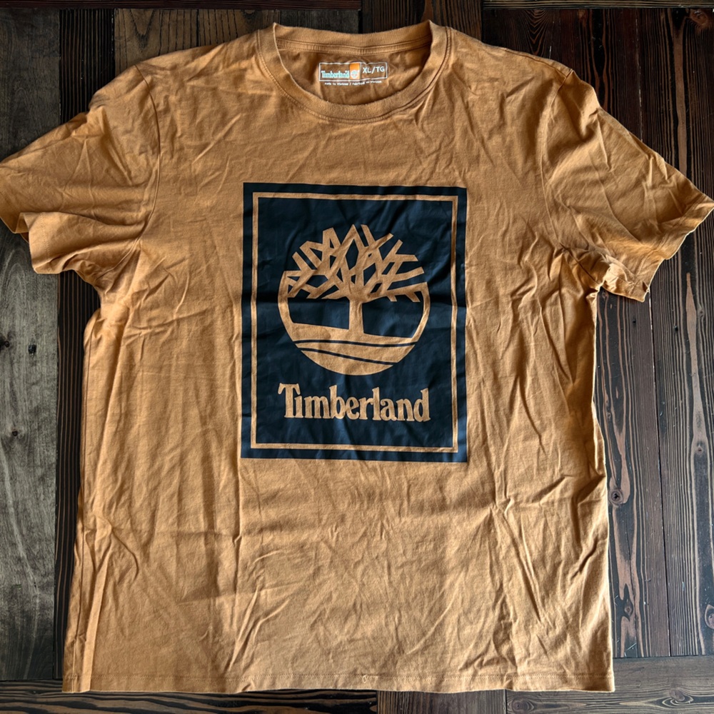 TIMBERLAND • men’s XL short sleeve graphic tshirt streetwear classic